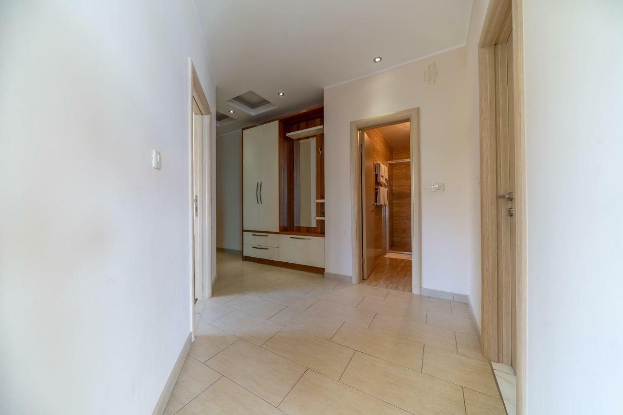 Apartments Crystall Budva Exterior photo